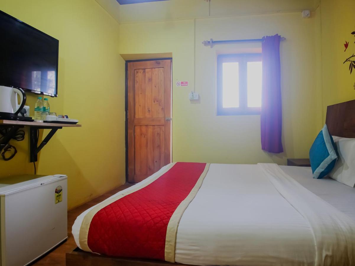 Mariners Bay Beach Resort Арамбол Екстериор снимка