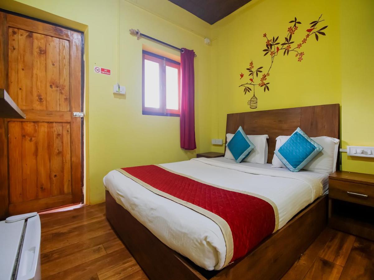 Mariners Bay Beach Resort Арамбол Екстериор снимка