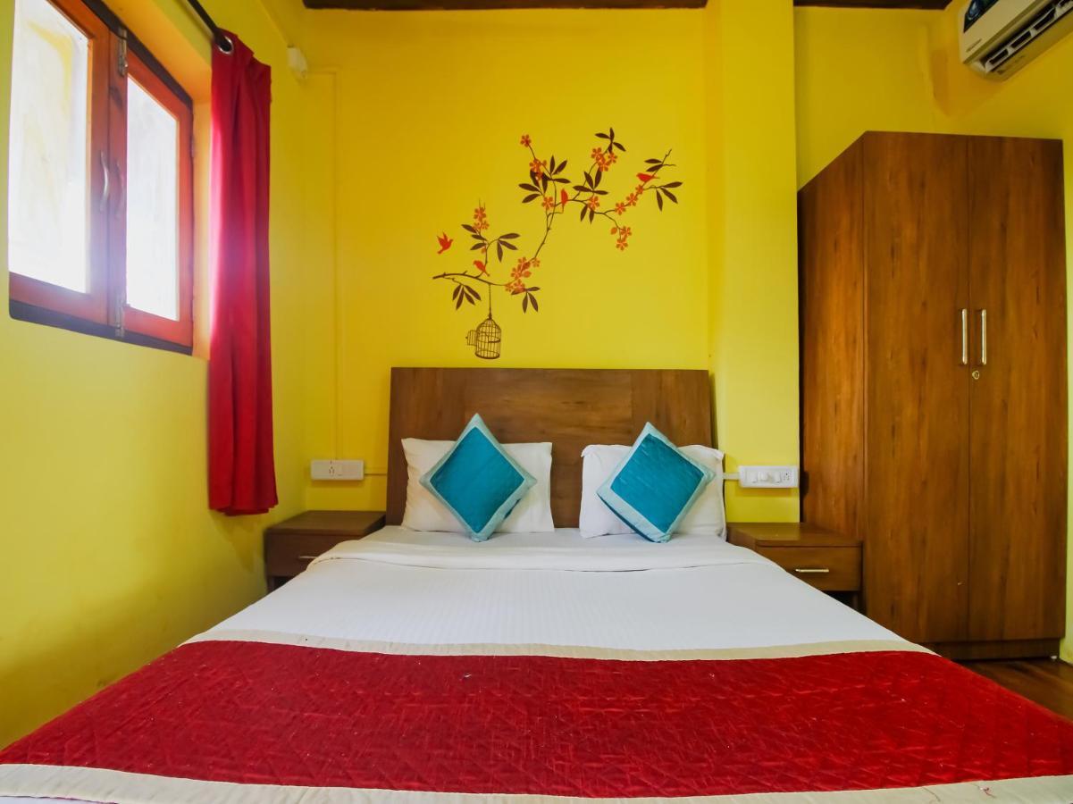 Mariners Bay Beach Resort Арамбол Екстериор снимка